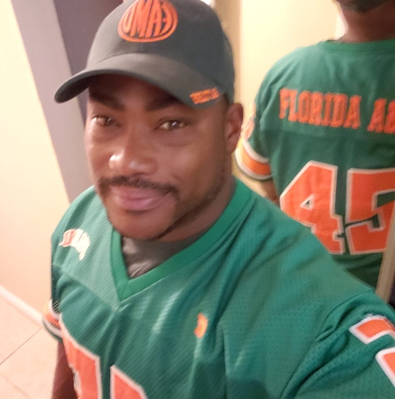 kbrown052